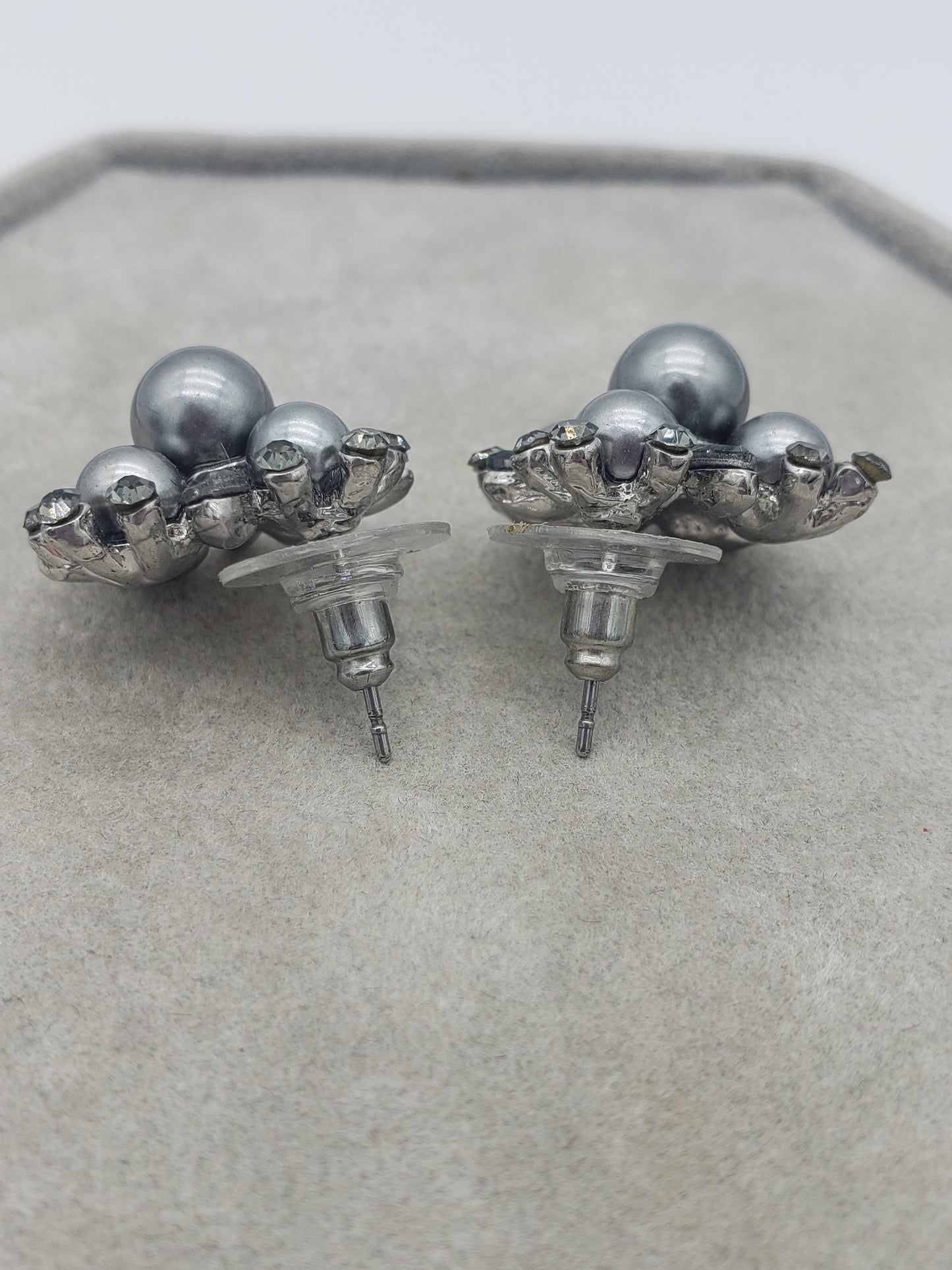 Smokey grey earings *New*