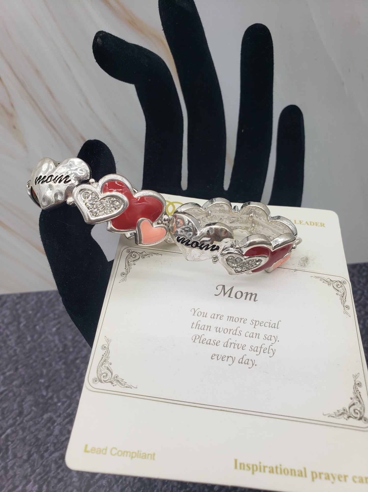 Elastic stretch heart Mom bracelet *New*