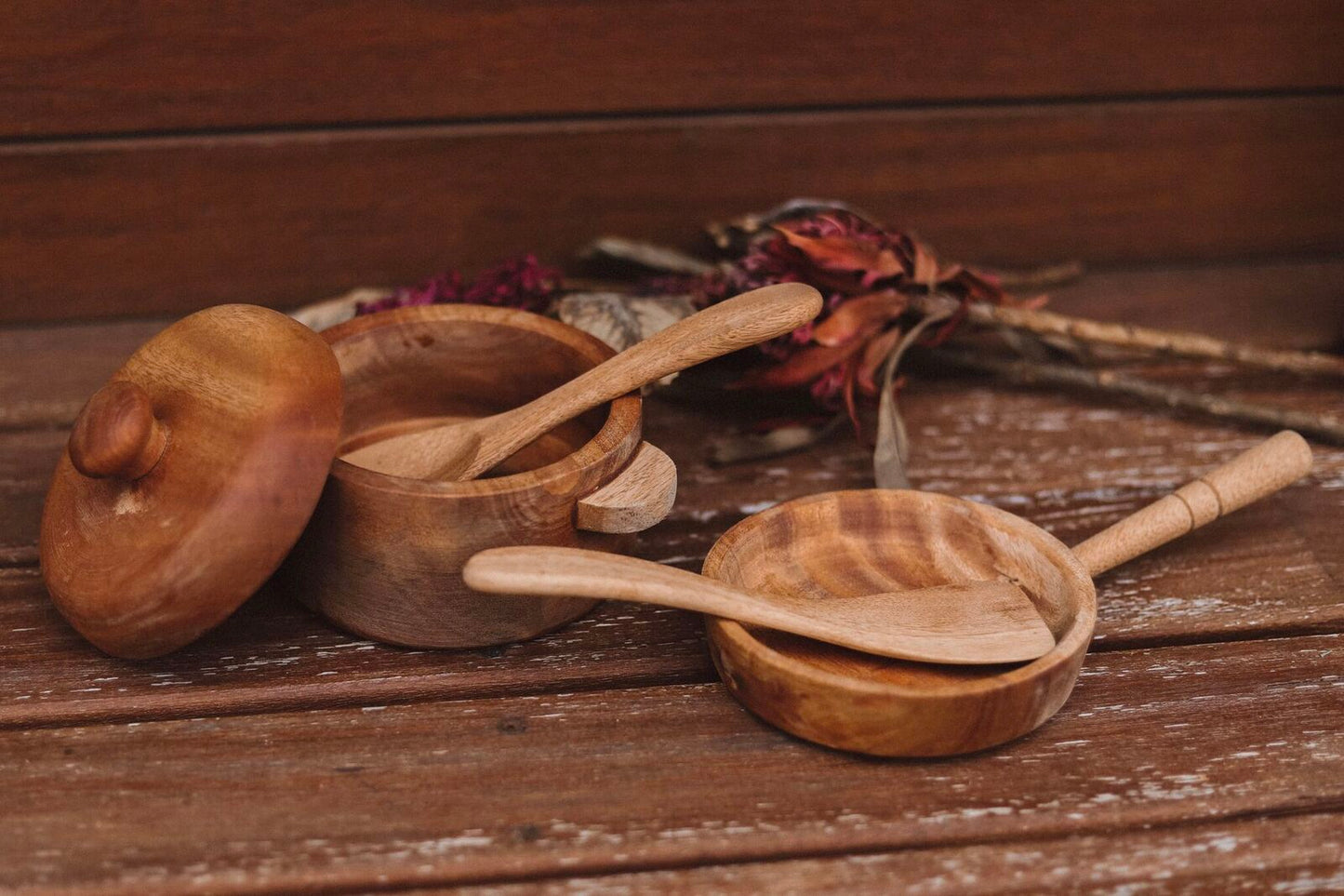 MAHOGANY PAN & POT SET