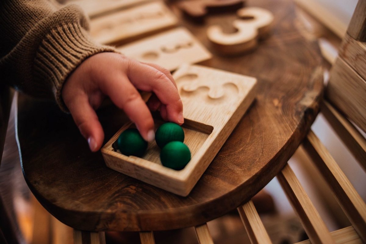 Counting and writing tray