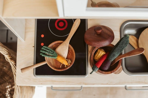 MAHOGANY PAN & POT SET